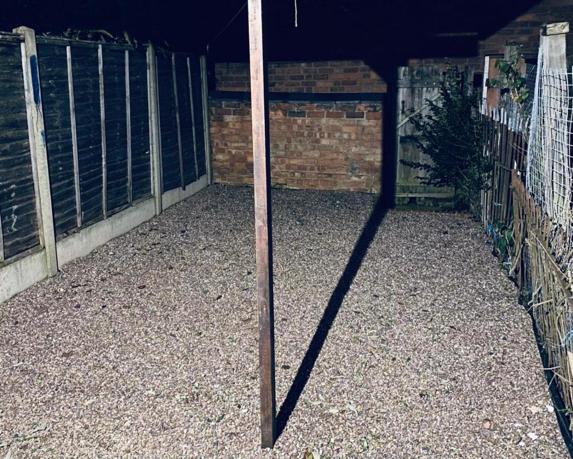 Large 4 Bedroom Home - Coventry City Centre Ngoại thất bức ảnh